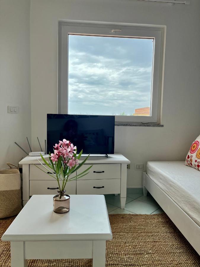 L'Oleandro 1410 House In Sardinia With Mediterranean Sea Views ايزولا روسا المظهر الخارجي الصورة