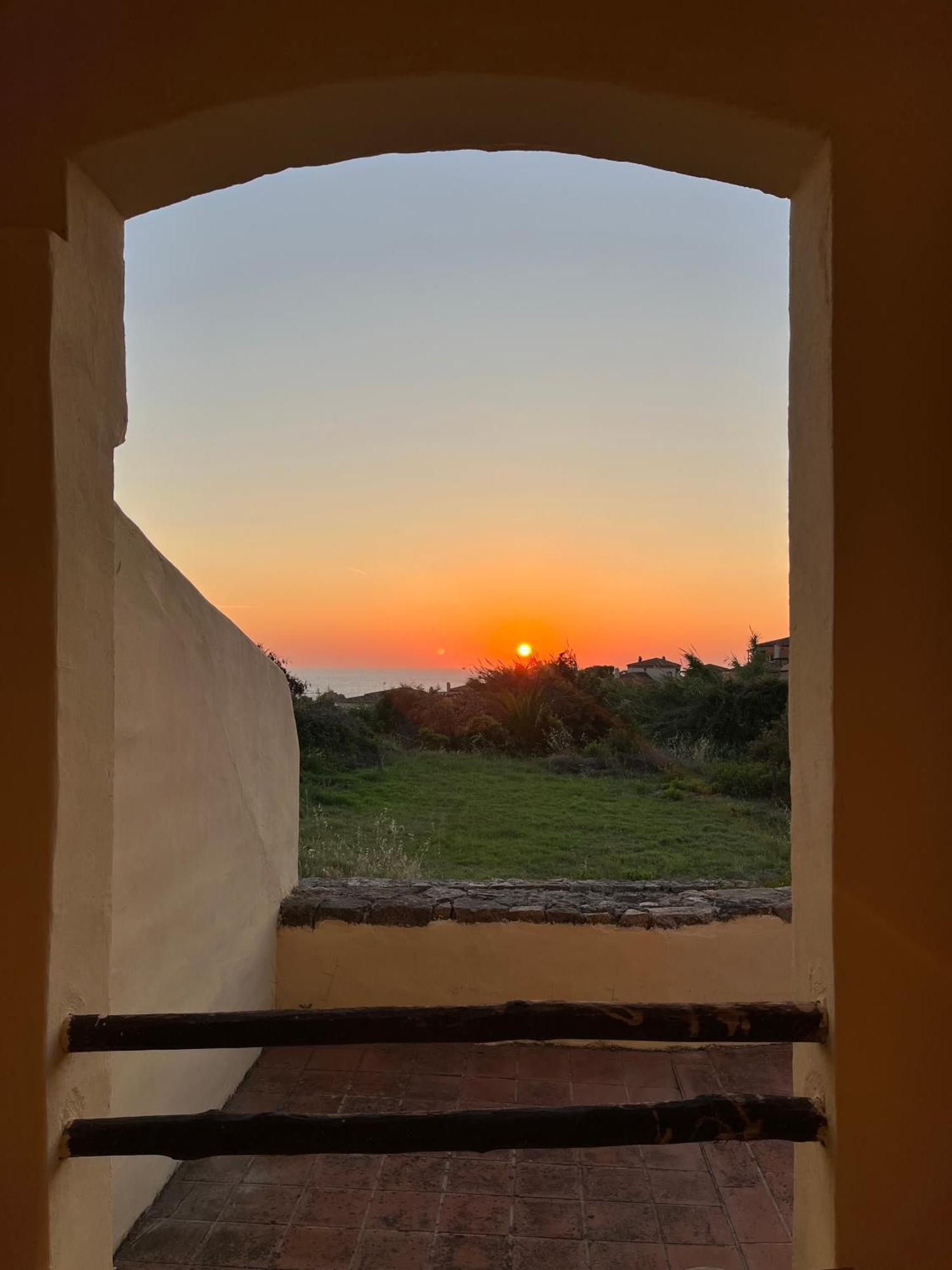L'Oleandro 1410 House In Sardinia With Mediterranean Sea Views ايزولا روسا المظهر الخارجي الصورة